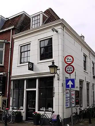 Loeff Berchmakerstraat 36 (rijksmonument) hoek Pauwstraat