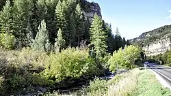 Logan Canyon met de Logan River en de U.S. Route 89