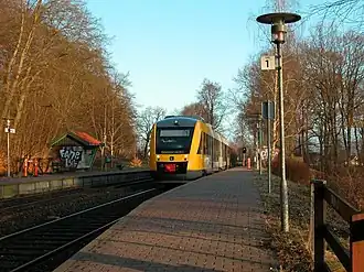 Een LINT op station Højstrup in 2012