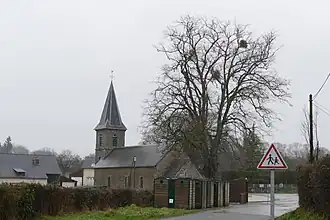 Kerk Saint-Pierre in Longuenoë