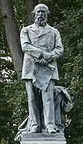 Lord Merthyr onthuld in 1913 in Aberdare Park
