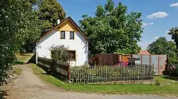 Huis in het dorp (2018)