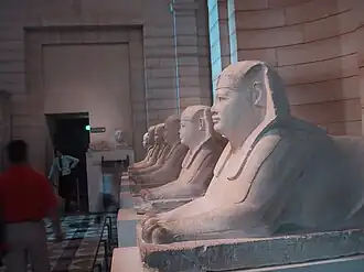 Sfinxen van Nectanebo I, van dromos bij Serapeum. Louvre.