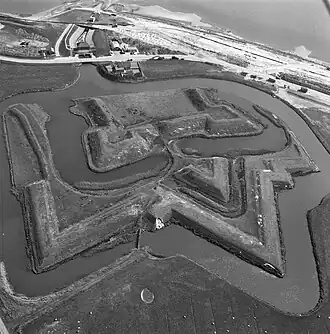 Luchtfoto van restanten Fort de Schans
