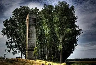 Luchtwachttoren 3T3, gezien vanaf de Nieuw Kieldrechtdijk