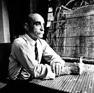 Lucio Fontana gefotografeerd door Lothar Wolleh