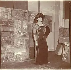 Lucy Hessel in de studio van Vuillard, 1911