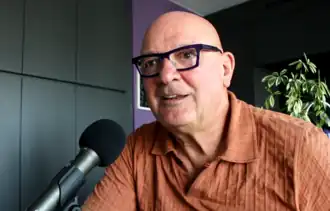 Ludo Hellinx te gast in de nostalgische podcast Akkerdjie (2025)