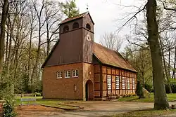 Fuhrberg, evang. lutherse kerk, genoemd naar de theoloog Ludwig Harms