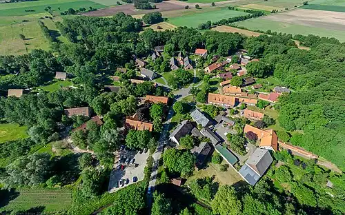 Luchtfoto van dit dorp