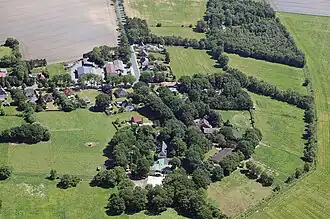 Luchtfoto van Elmlohe uit 2012