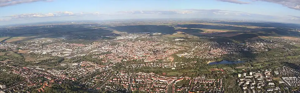 Luchtfoto van Hildesheim vanuit het westen