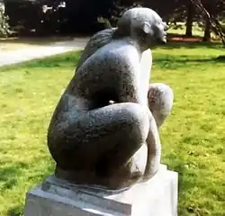 Hurkende vrouw of Meditatie (ca. 1975), Oisterwijk