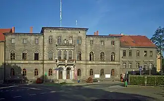 Paleis Löwenberg thans gemeentehuis