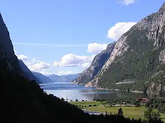 Lysebotn en de Lysefjord