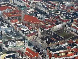 Blik op de Marienplatz