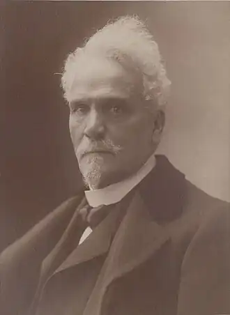 Victor Henri Rochefort, gefotografeerd door Nadar.