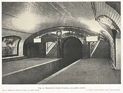 De perrons van lijn 2 kort na de opening