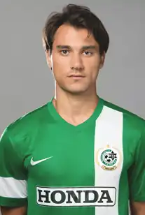 Scheimann in het shirt van Maccabi Haifa