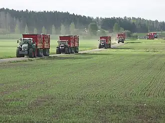 Tractors met aanhangwagens