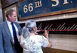 MTA breidt toegankelijkheids- en routevoorzieningen uit met braille – New York City