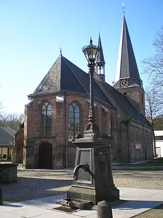 Maartenskerk aan het Kerkplein 2