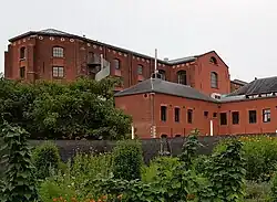 Koorpartij en kloostervleugel