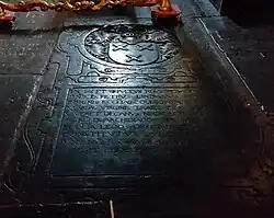 Zuidertranseptkapel: grafzerk van kapitteldeken en aartsdeken van Haspengouw Petrus Lindanus (†1623)