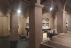 Lapidarium in de oostcrypte