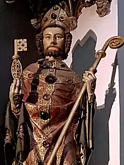 Detail Sint-Servaasbeeld met sleutel en staf (ca. 1300)