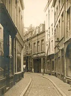 Vijfharingenstraat 5-13, ca. 1930 (V&D op nr. 7)
