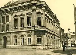 Vm. postkantoor hoek Vrijthof-Helmstraat, ca. 1890