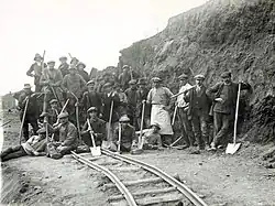 Graafwerkzaamheden t.b.v. tram of park, 1917