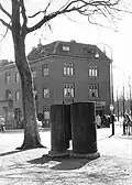 Urinoir op de middenstrook bij Brandenburgerplein, 1955-60