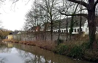De Nieuwenhofwal en de Jeker in het Stadspark