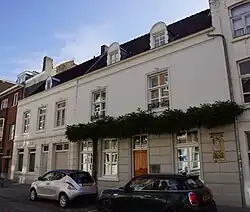 Nrs. 7-9, overblijfsels van het Annunciatenklooster