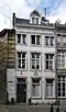 Huis met lijstgevel. Gevelsteen 1723.