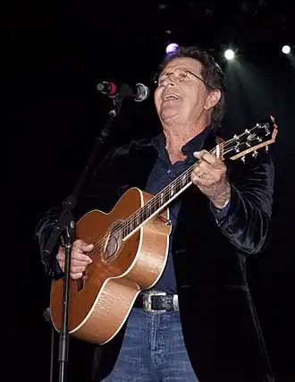 Mac Davis (2010)