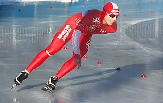 Maciej Biega op 5 december 2010 op de ijsbaan Tor Błonie in Sanok