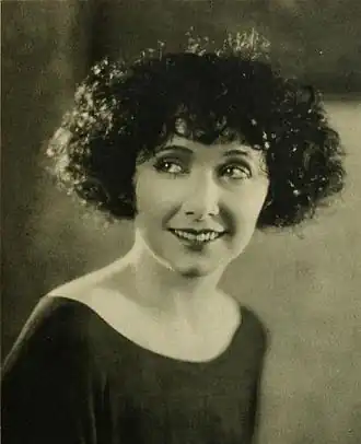 Mae Busch