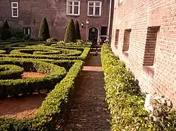 De binnentuin van het Maison Descartes