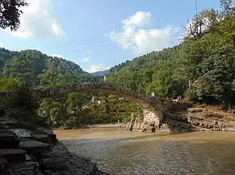 Eeuwenoude boogbruggen