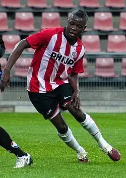 Makiavala in actie voor Jong PSV in 2010.