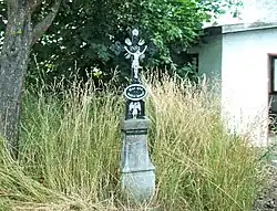 Wegkruis in het dorp (2023)