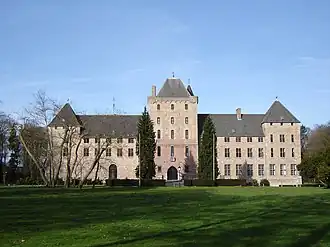 Kasteel van Male, herbouwd 1397