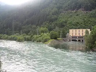 waterkrachtcentrale Malta in de monding van de Möll in de Drau