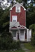 Skinny House