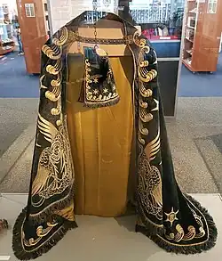 'Nieuwe' blauwe mantel uit 1951