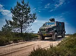 Een Manticore hardtop (HT) variant van de Koninklijke Landmacht