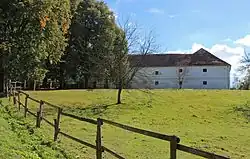 Huis in het dorp (2015)